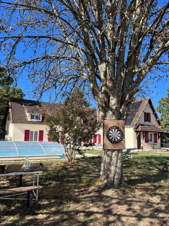 La Rapiette Du Perigord Bed & Breakfast Sigoules Bagian luar foto